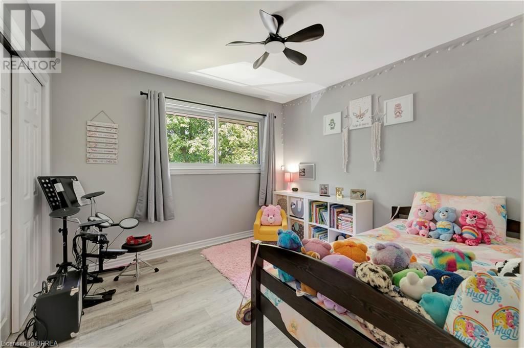 39 PUSEY BOULEVARD Image 17