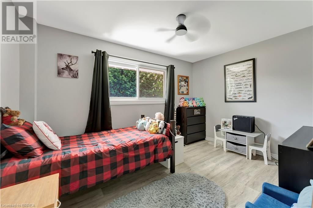39 PUSEY BOULEVARD Image 18