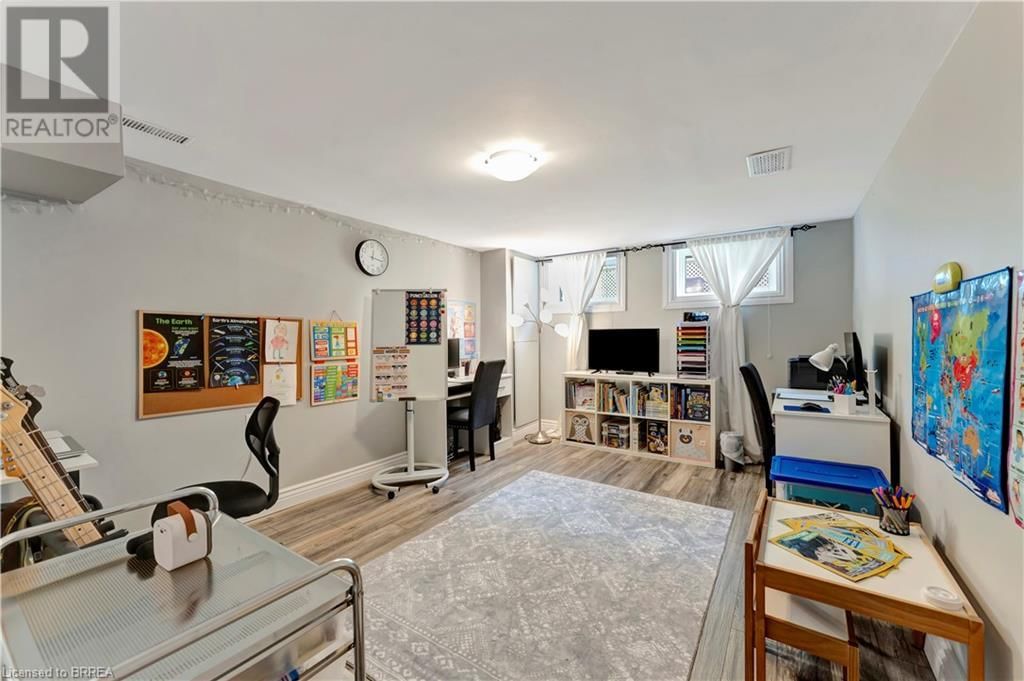 39 PUSEY BOULEVARD Image 25