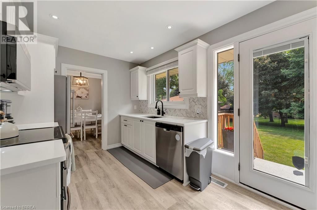 39 PUSEY BOULEVARD Image 5