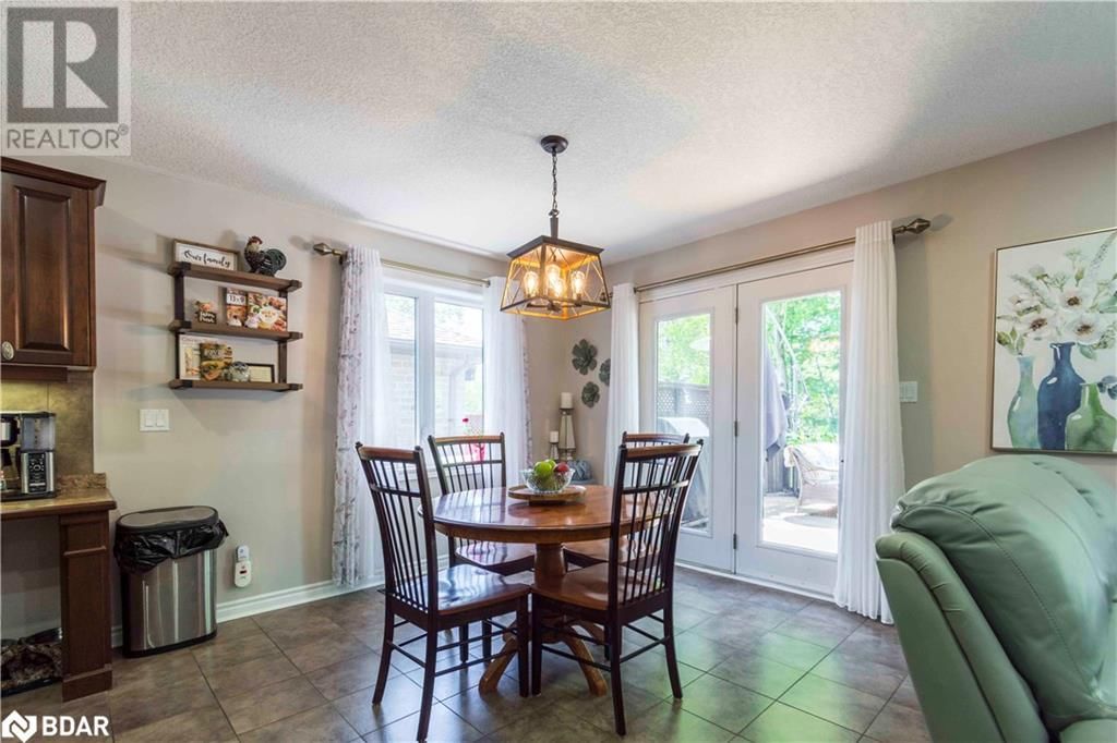 39 LAKEWOOD CRESCENT Image 13