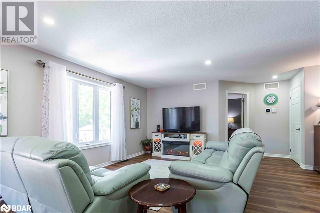 39 LAKEWOOD CRESCENT Image 14