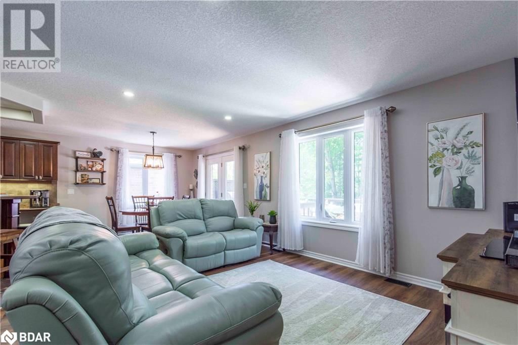 39 LAKEWOOD CRESCENT Image 15