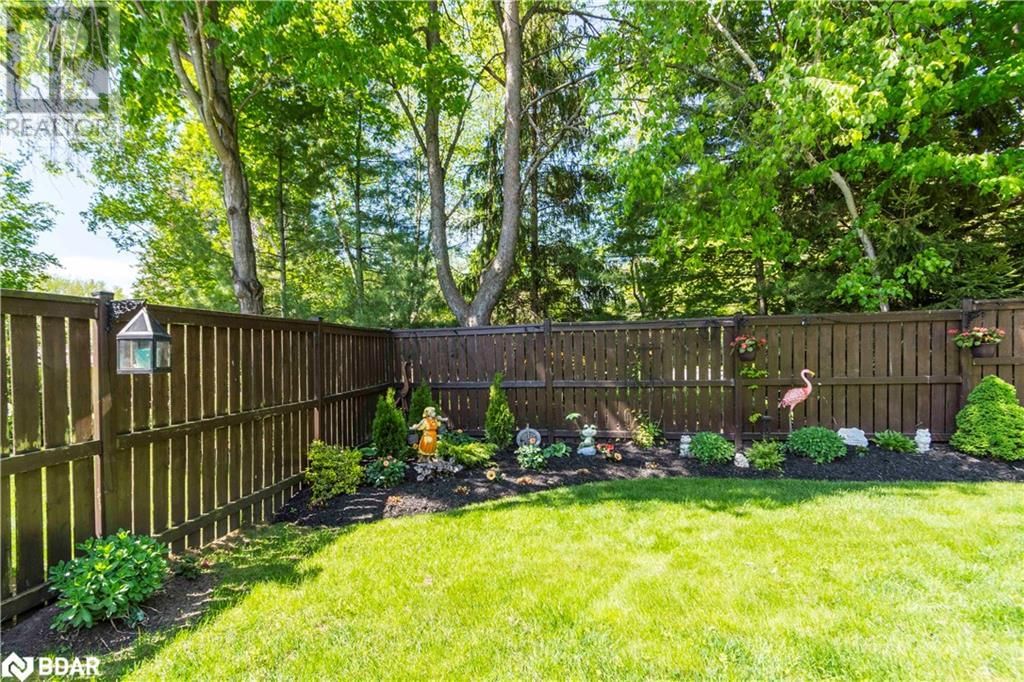 39 LAKEWOOD CRESCENT Image 36