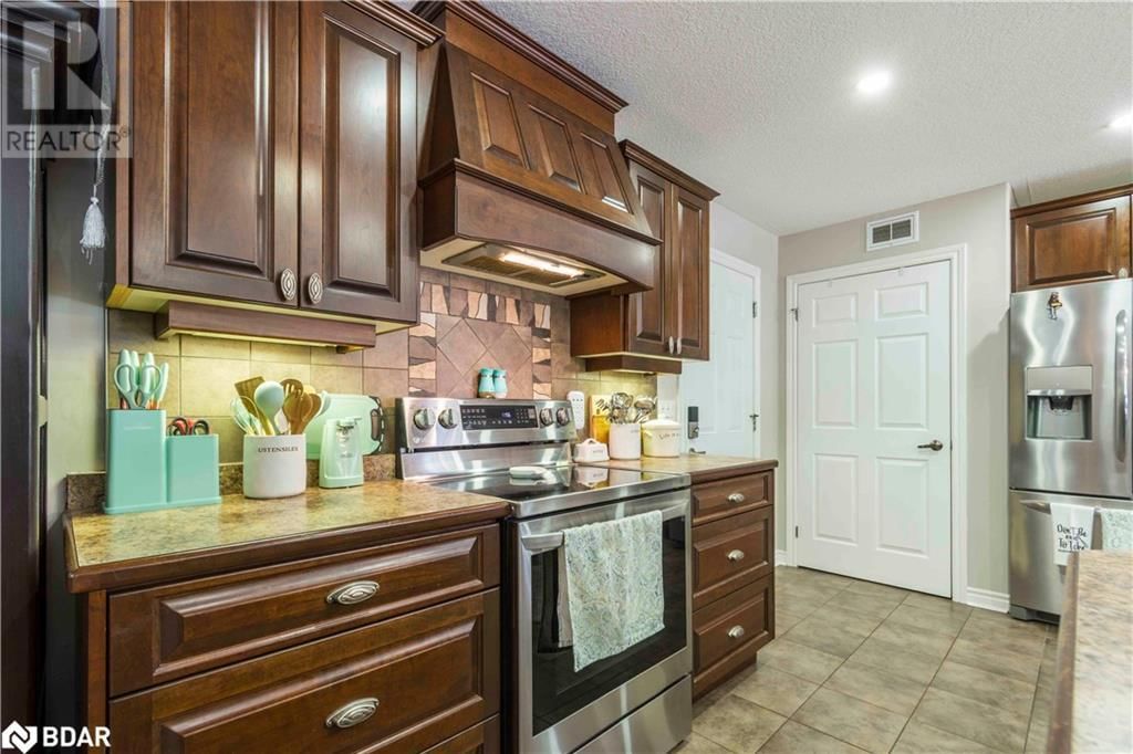 39 LAKEWOOD CRESCENT Image 8