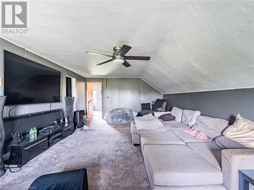 4613 NORTH SERVICE ROAD Image 27