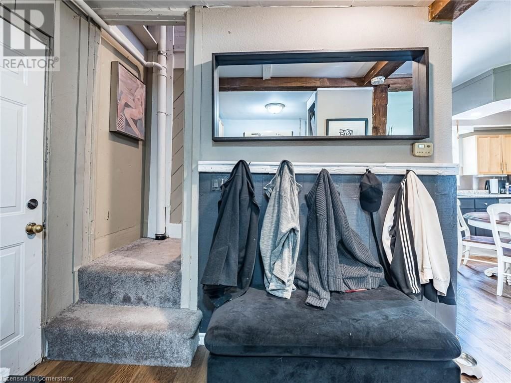 4613 NORTH SERVICE ROAD Image 30