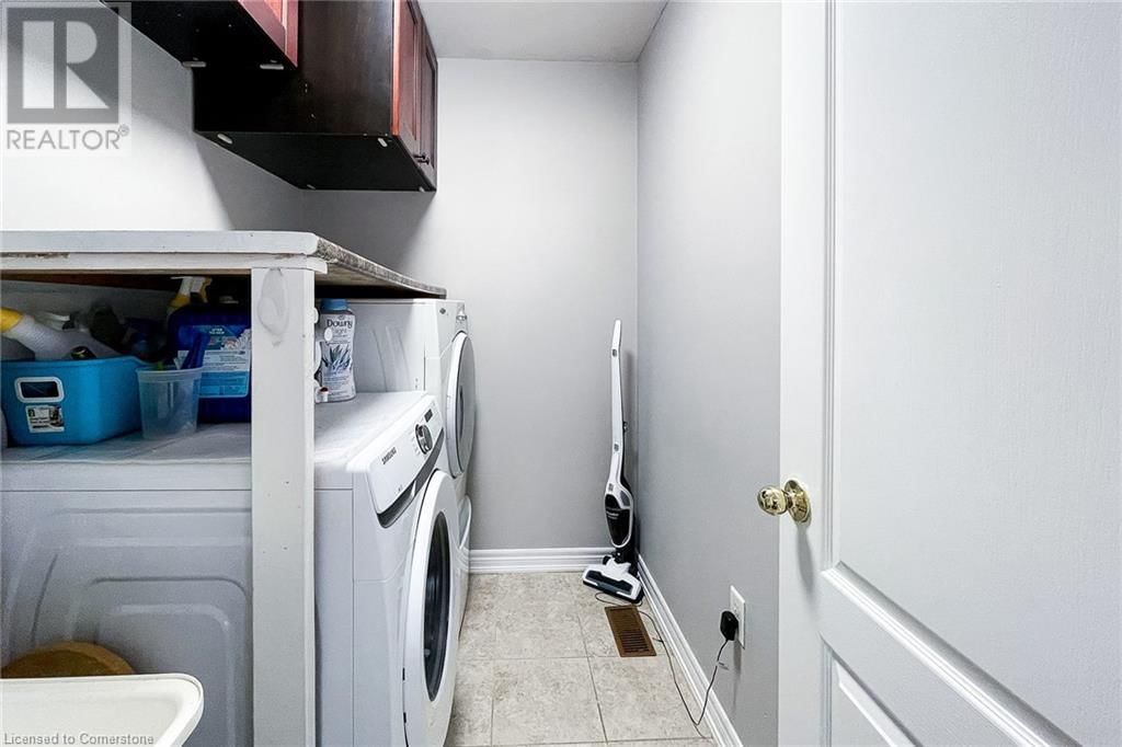 185 PALACEBEACH TRAIL Image 30