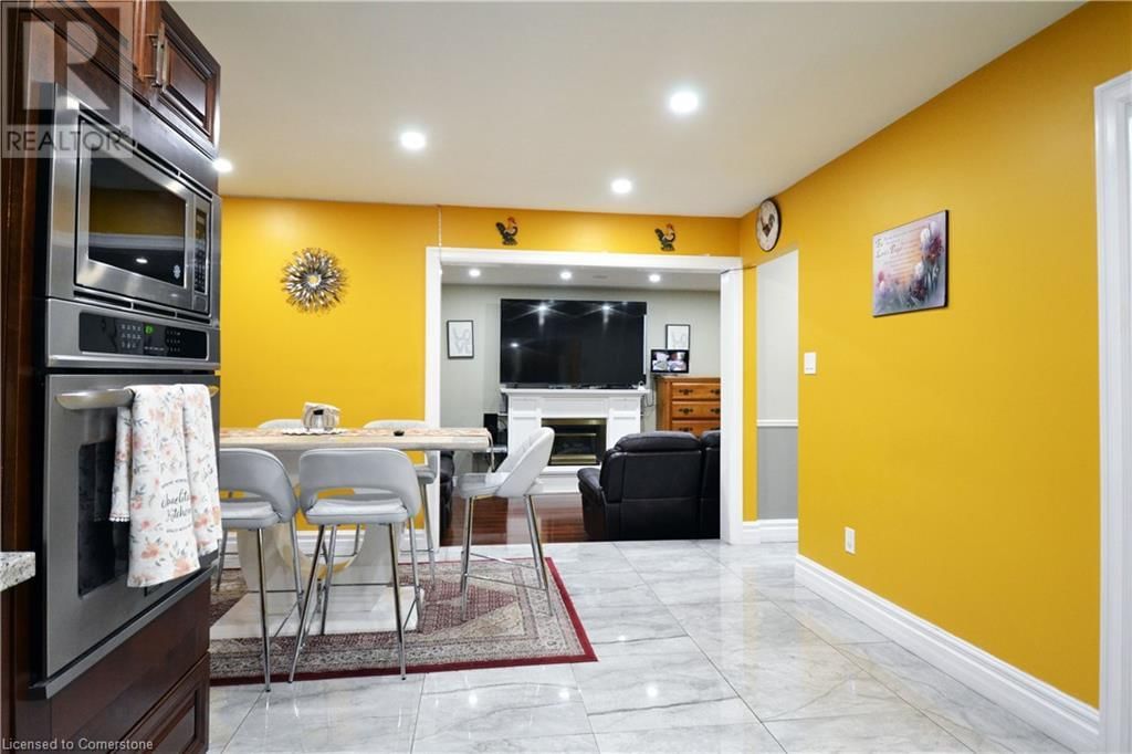 15 TALIA COURT Image 14