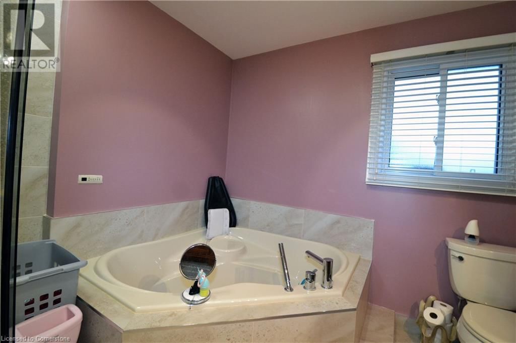 15 TALIA COURT Image 35