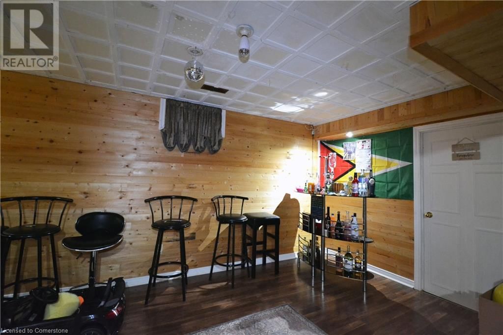 15 TALIA COURT Image 43