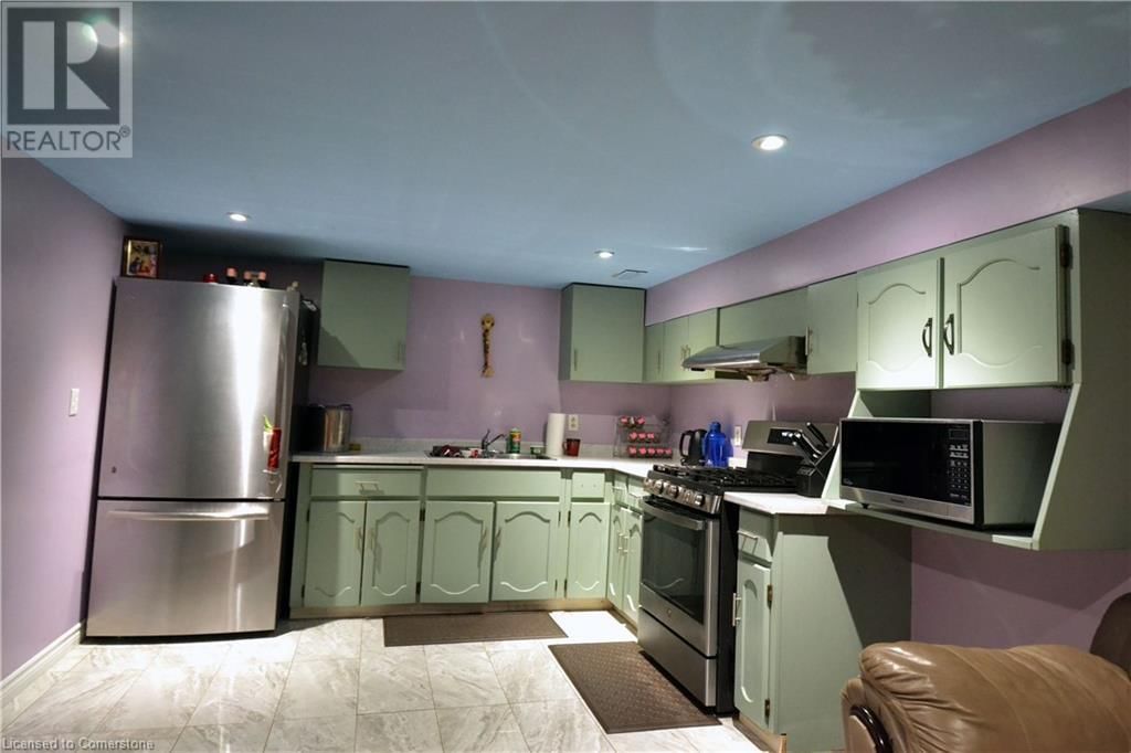 15 TALIA COURT Image 45