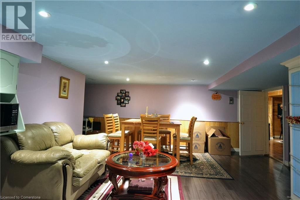 15 TALIA COURT Image 46