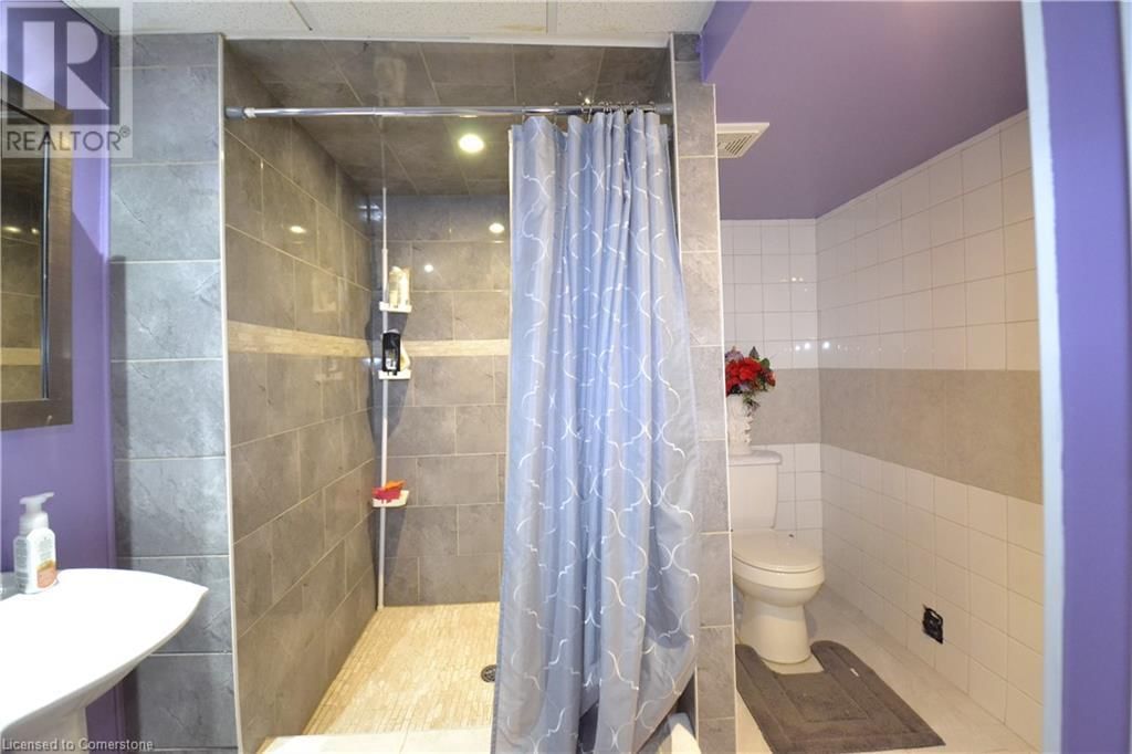15 TALIA COURT Image 49