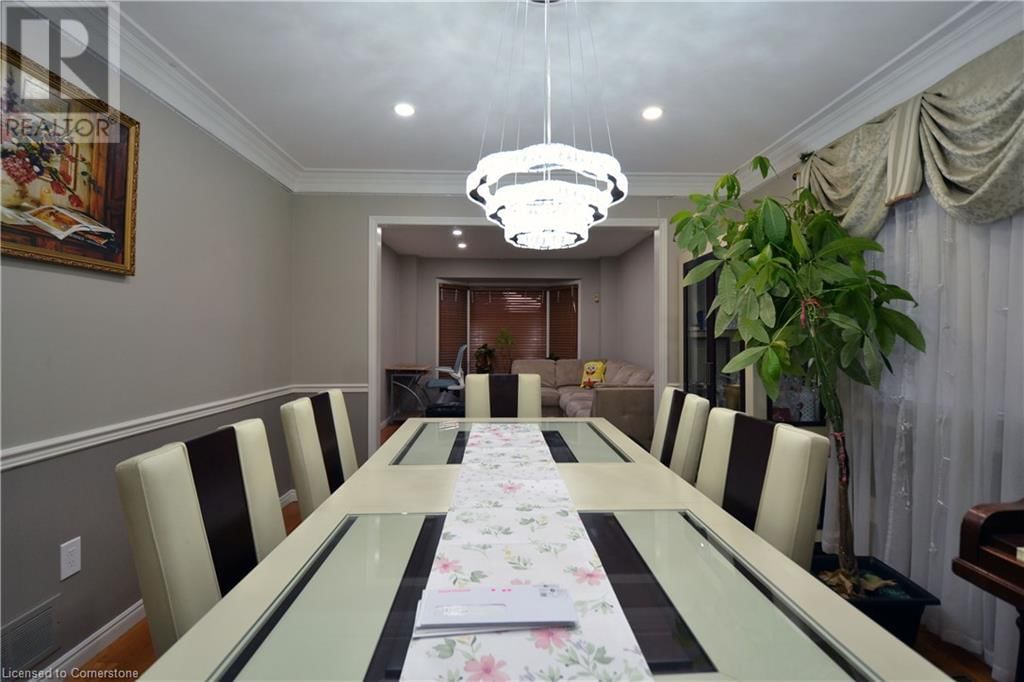 15 TALIA COURT Image 8