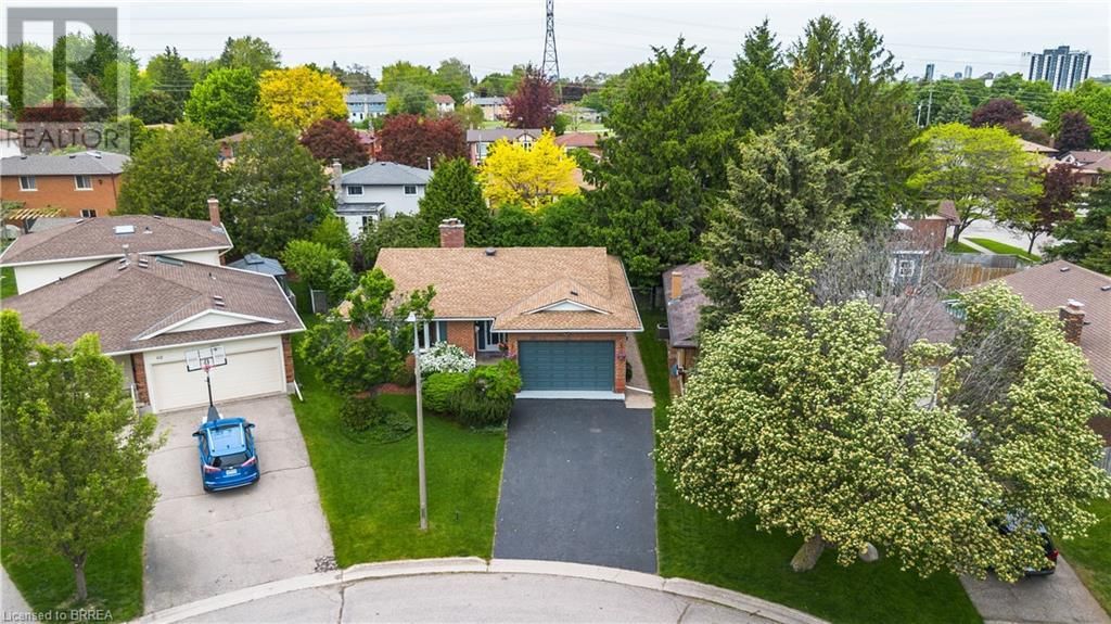110 ALBION COURT Image 21