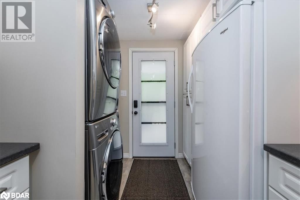 2 CEDAR GROVE Image 11