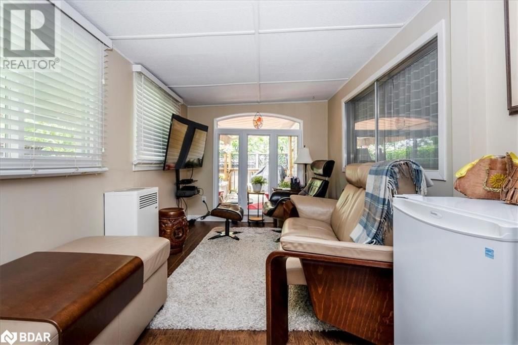2 CEDAR GROVE Image 20