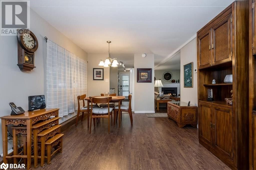 2 CEDAR GROVE Image 9