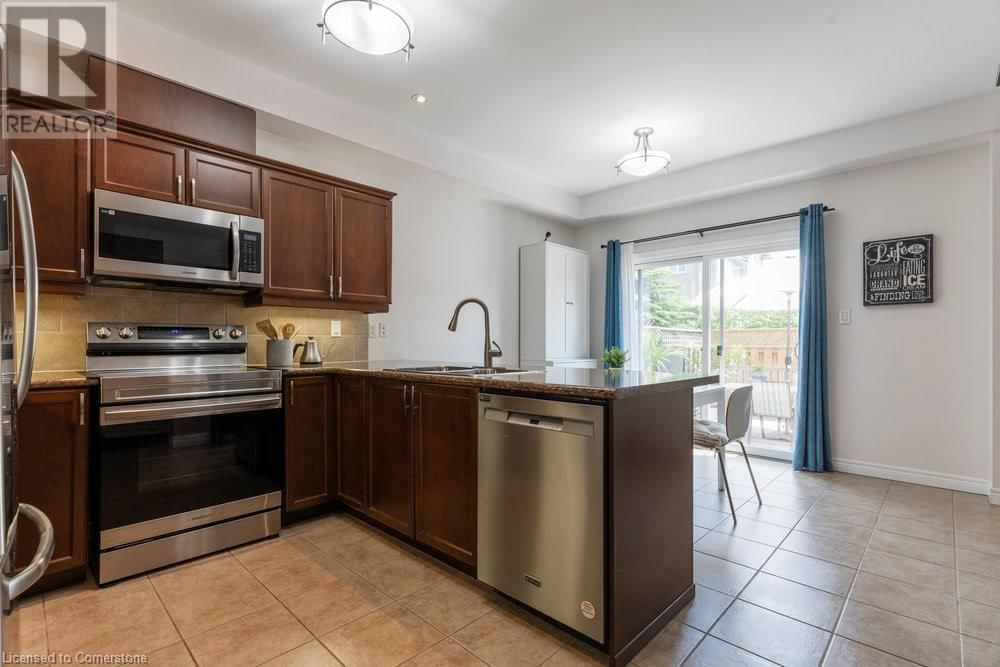 29 - 441 STONEHENGE DRIVE Image 10