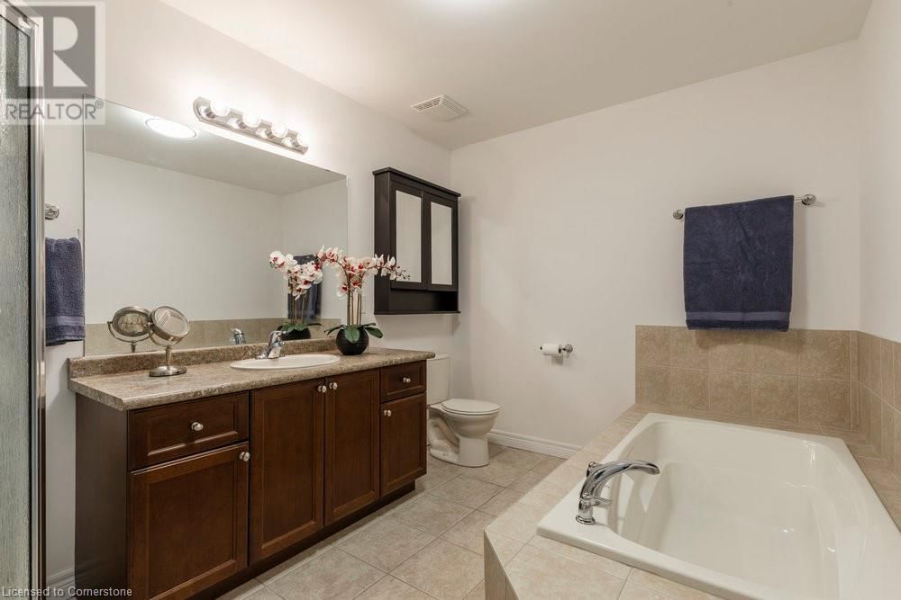 29 - 441 STONEHENGE DRIVE Image 15