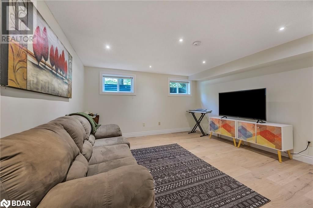 26 CHERRY TRAIL Image 31