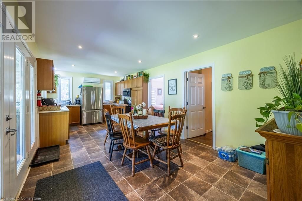 18 ADDISON STREET Image 12