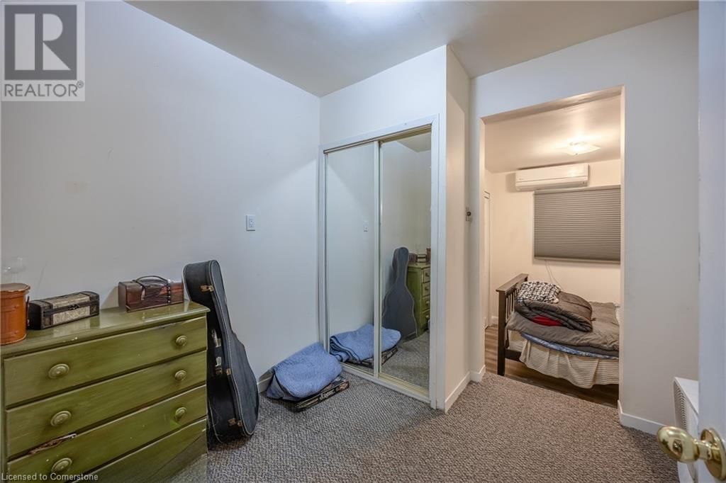 18 ADDISON STREET Image 20