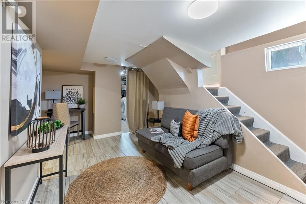 264 WINONA ROAD Image 35