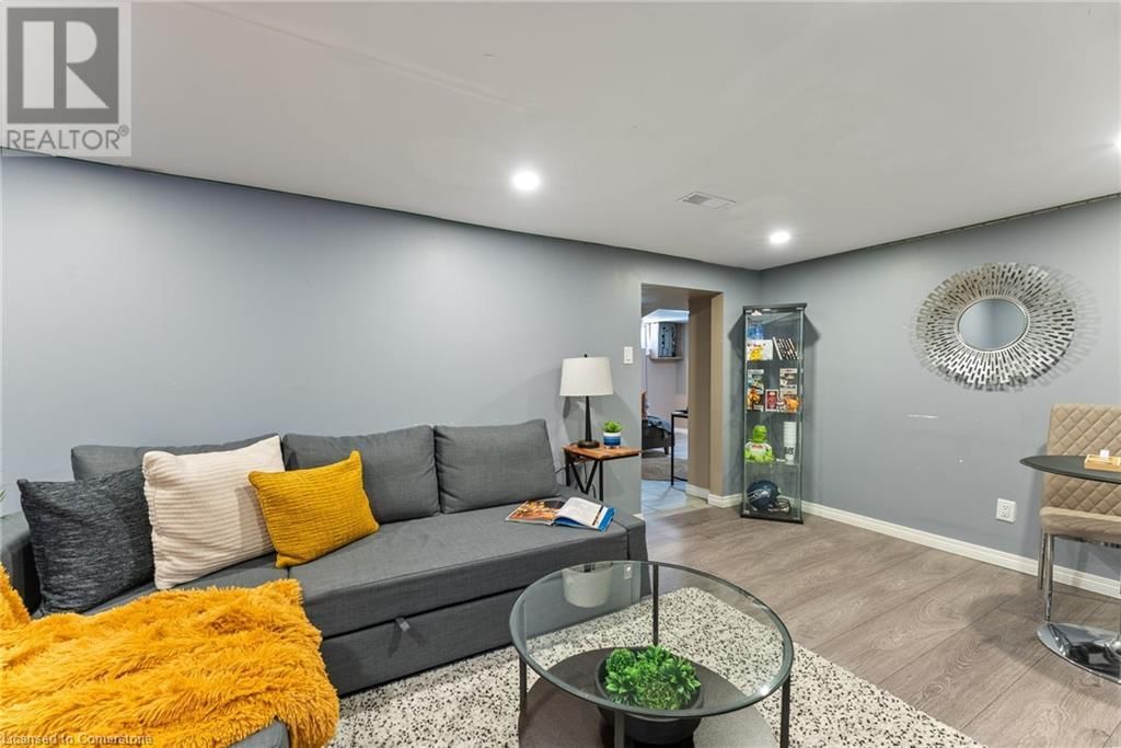 264 WINONA ROAD Image 38