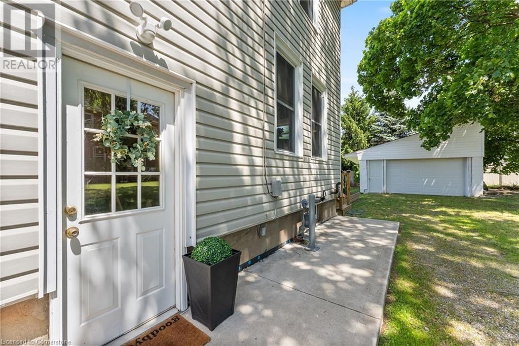 264 WINONA ROAD Image 39