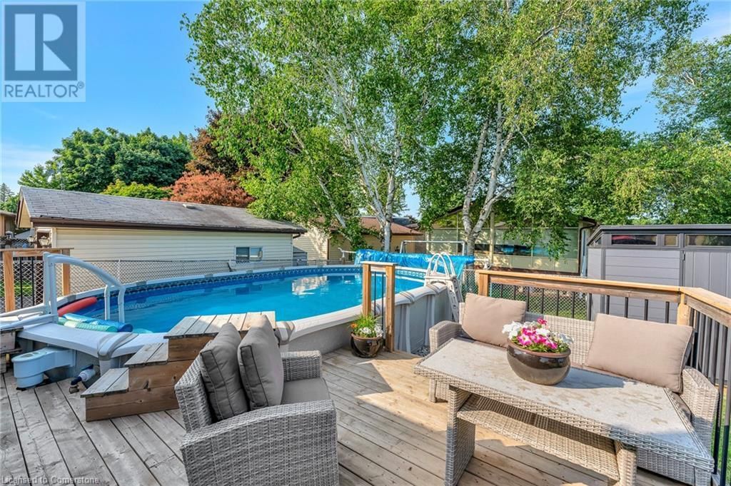 588 HIGHPOINT AVENUE Image 33