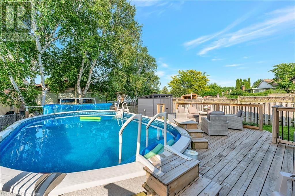 588 HIGHPOINT AVENUE Image 35