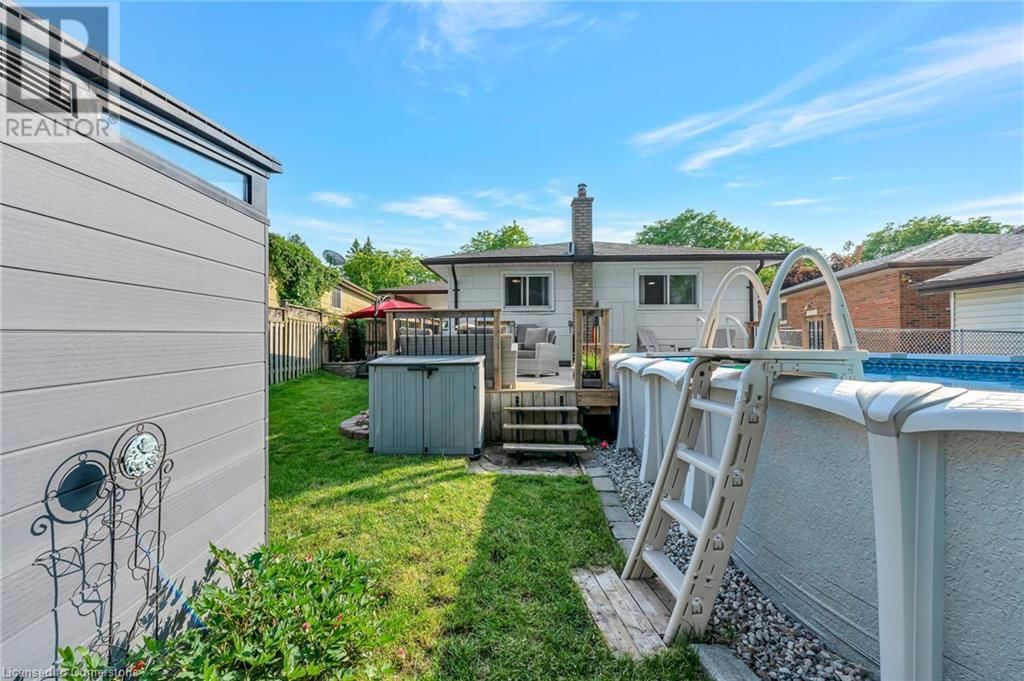 588 HIGHPOINT AVENUE Image 39