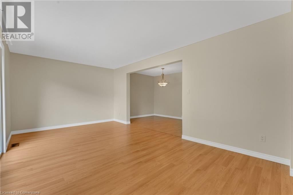 54 - 75 VENTURA DRIVE Image 12