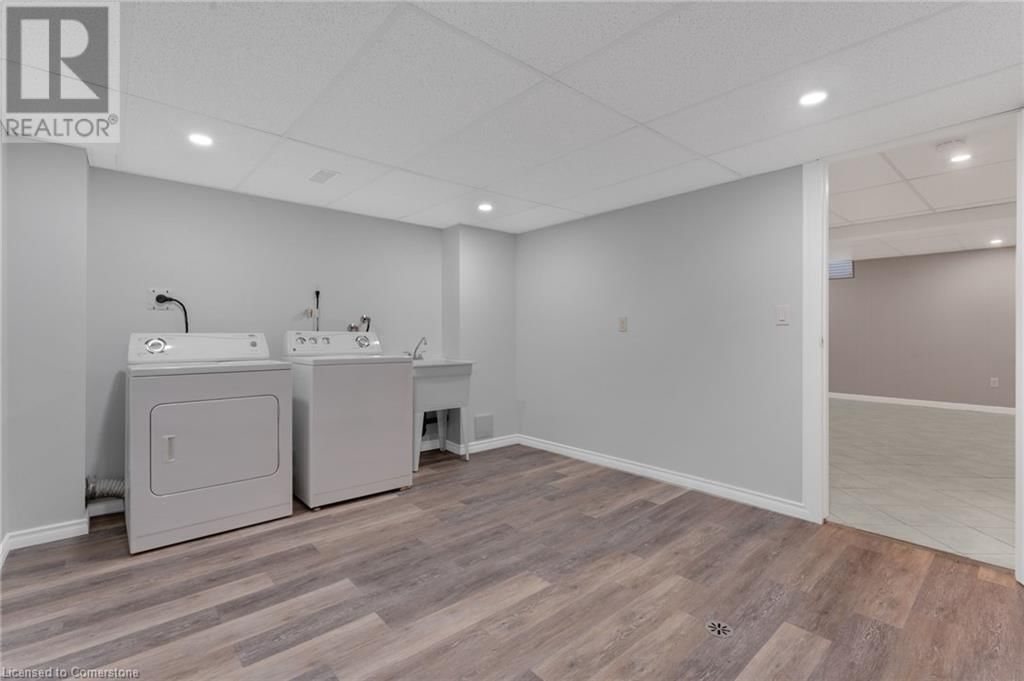 54 - 75 VENTURA DRIVE Image 31