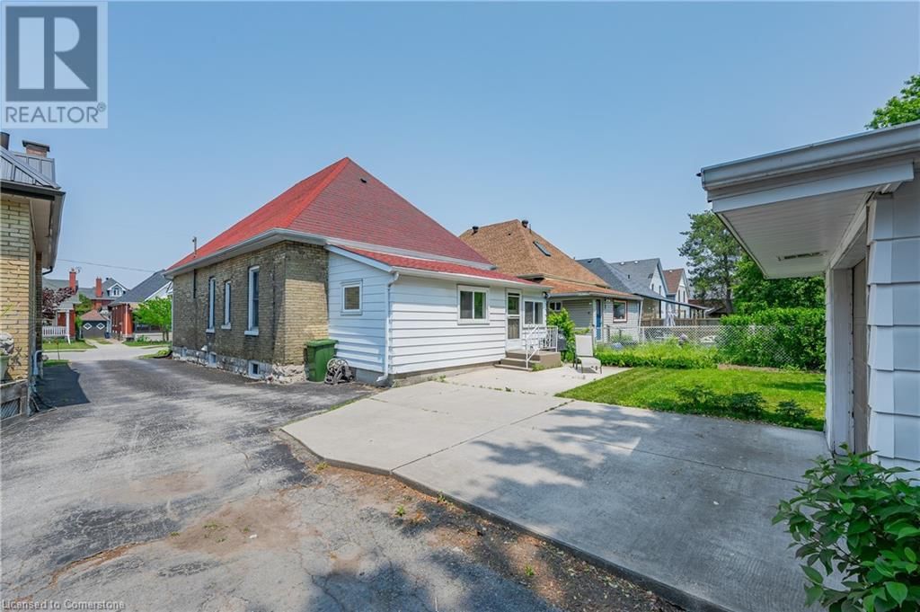 41 CHESTNUT STREET Image 16