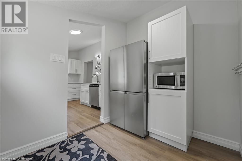 41 CHESTNUT STREET Image 19