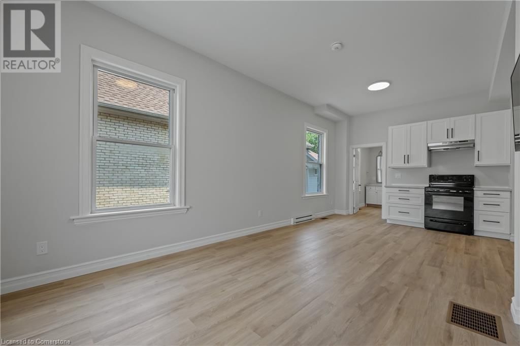 41 CHESTNUT STREET Image 2