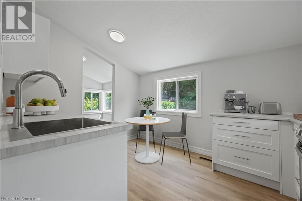 41 CHESTNUT STREET Image 22