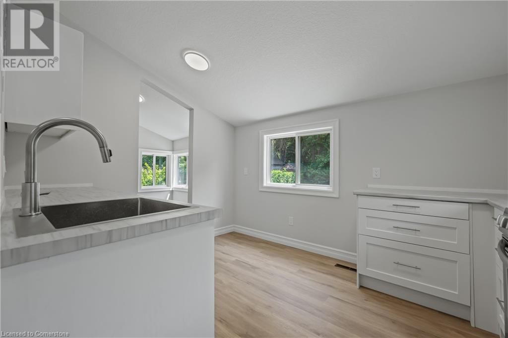 41 CHESTNUT STREET Image 23