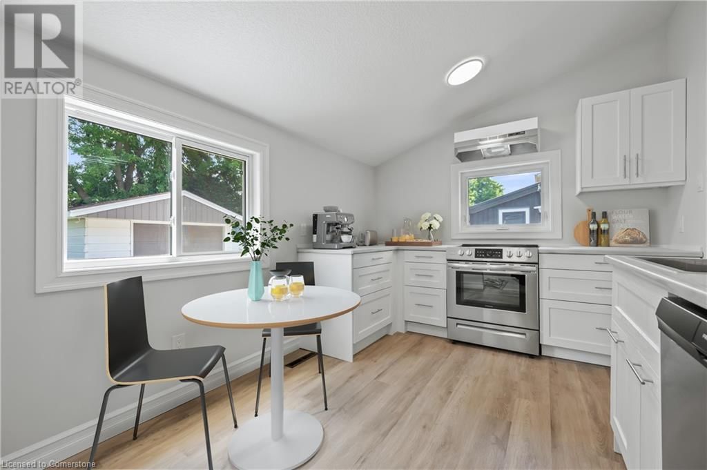 41 CHESTNUT STREET Image 24