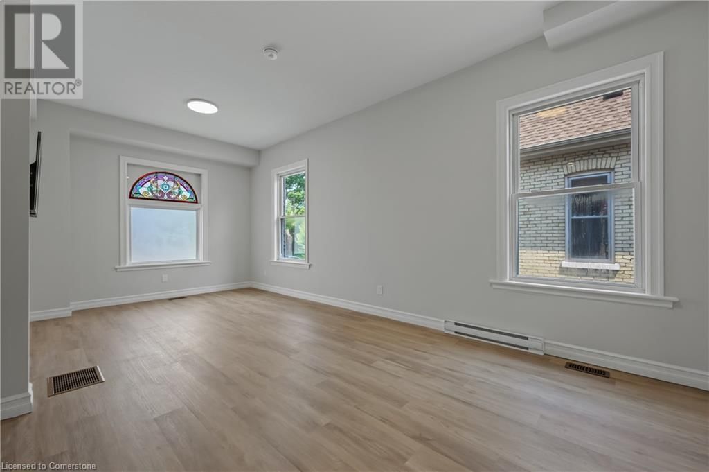 41 CHESTNUT STREET Image 5