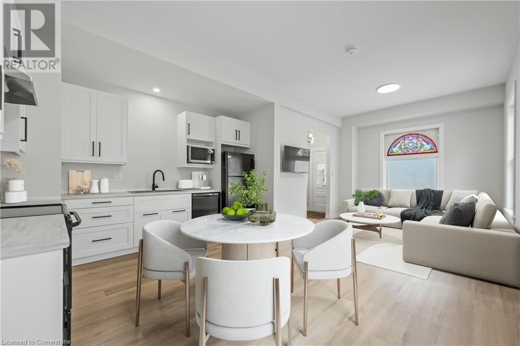 41 CHESTNUT STREET Image 8