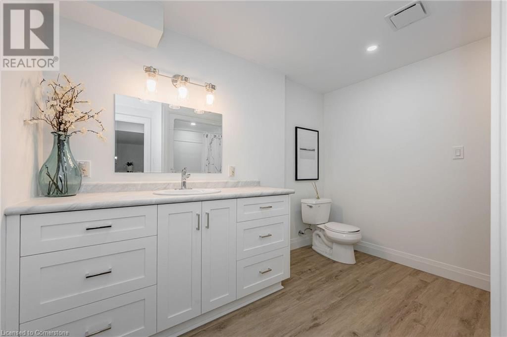 635 KING STREET Image 29