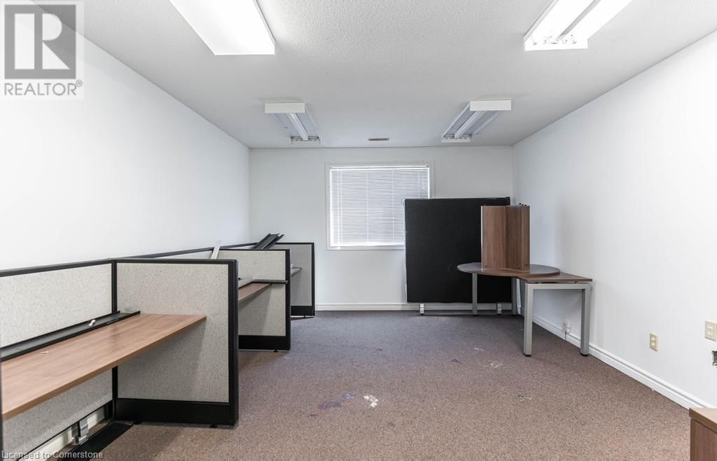 3 - 923 BRANT STREET Image 10