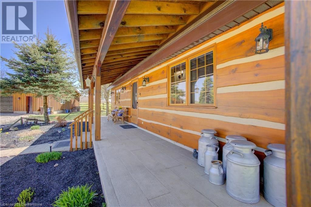 802080 GREY ROAD 40 Image 2