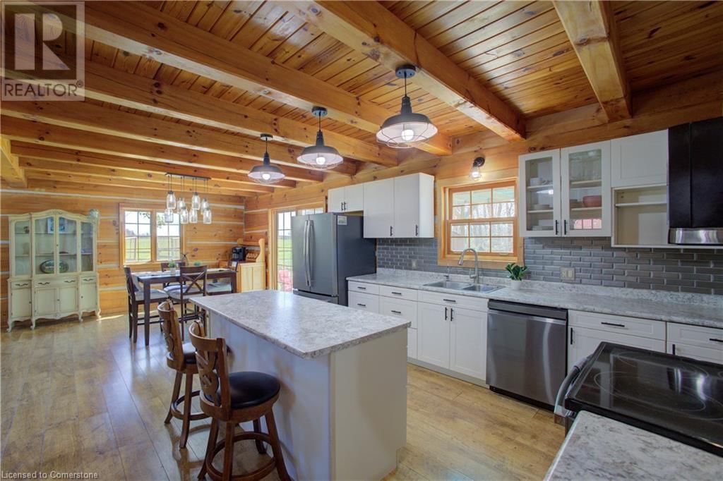 802080 GREY ROAD 40 Image 6
