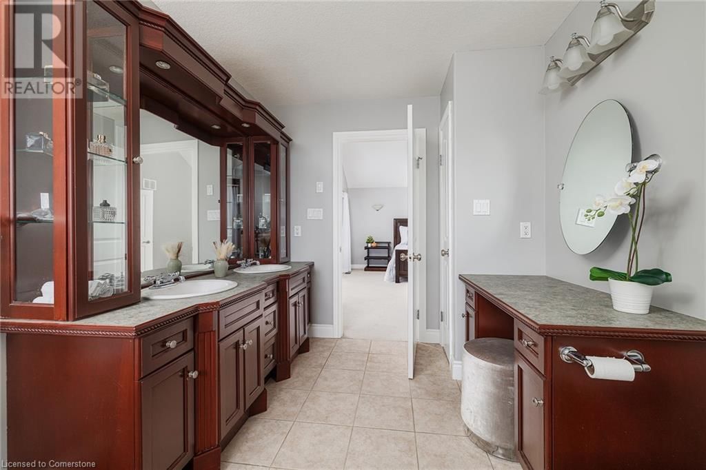 679 SALZBURG DRIVE Image 20