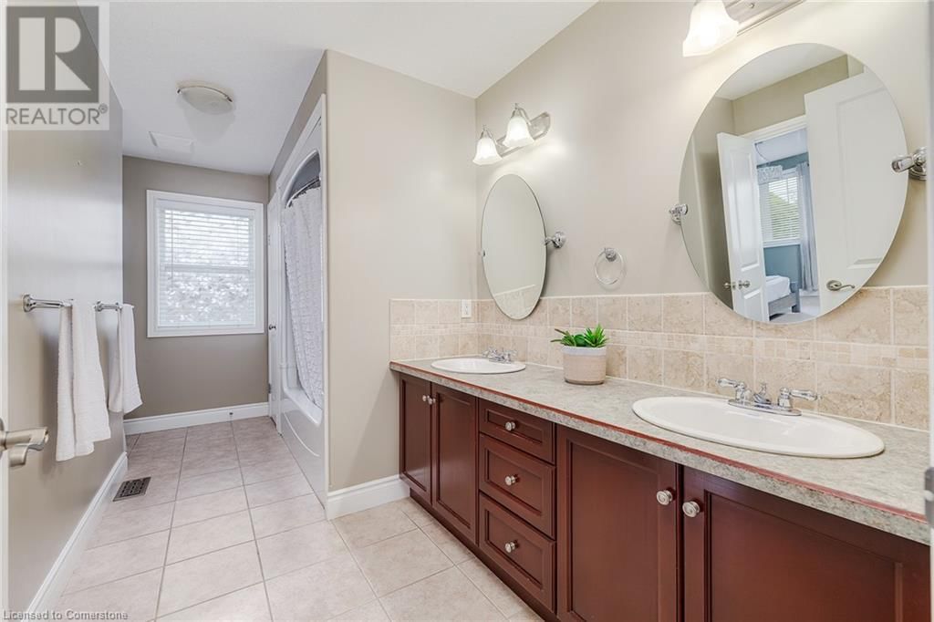 679 SALZBURG DRIVE Image 24